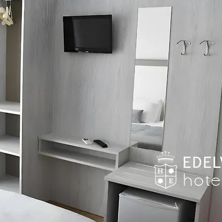Hotel Edelweiss