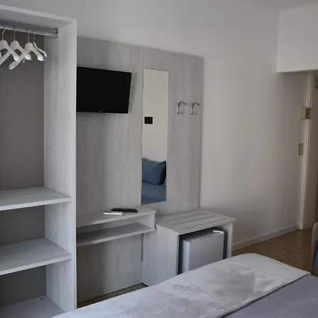 ホテル Edelweiss リド・ディ・イエゾロ