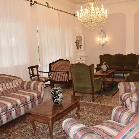 Edelweiss 3* リド・ディ・イエゾロ