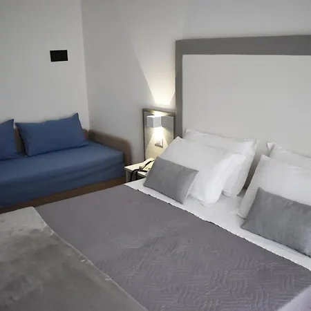 Edelweiss 3* リド・ディ・イエゾロ