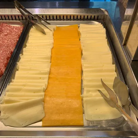 Edelweiss 3* リド・ディ・イエゾロ